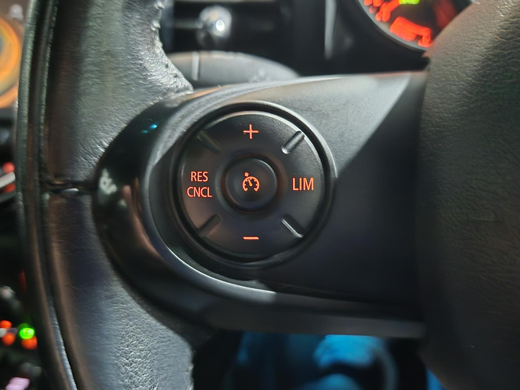 MINI Clubman 1.5 Cooper Estate 6dr Petrol Manual Euro 6 (s/s) (136 ps)