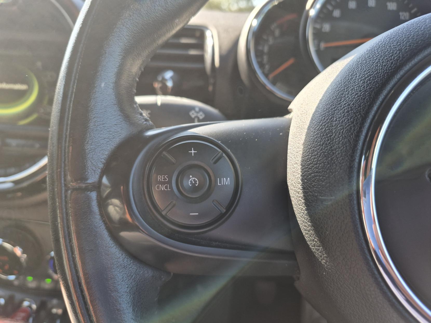 MINI Clubman 1.5 Cooper Estate 6dr Petrol Manual Euro 6 (s/s) (136 ps)