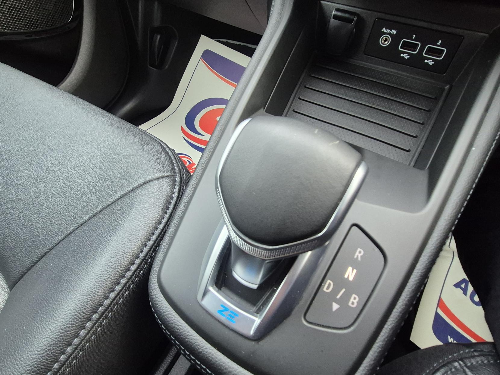 Renault Zoe R135 EV50 52kWh GT Line Hatchback 5dr Electric Auto (Rapid Charge) (134 bhp)