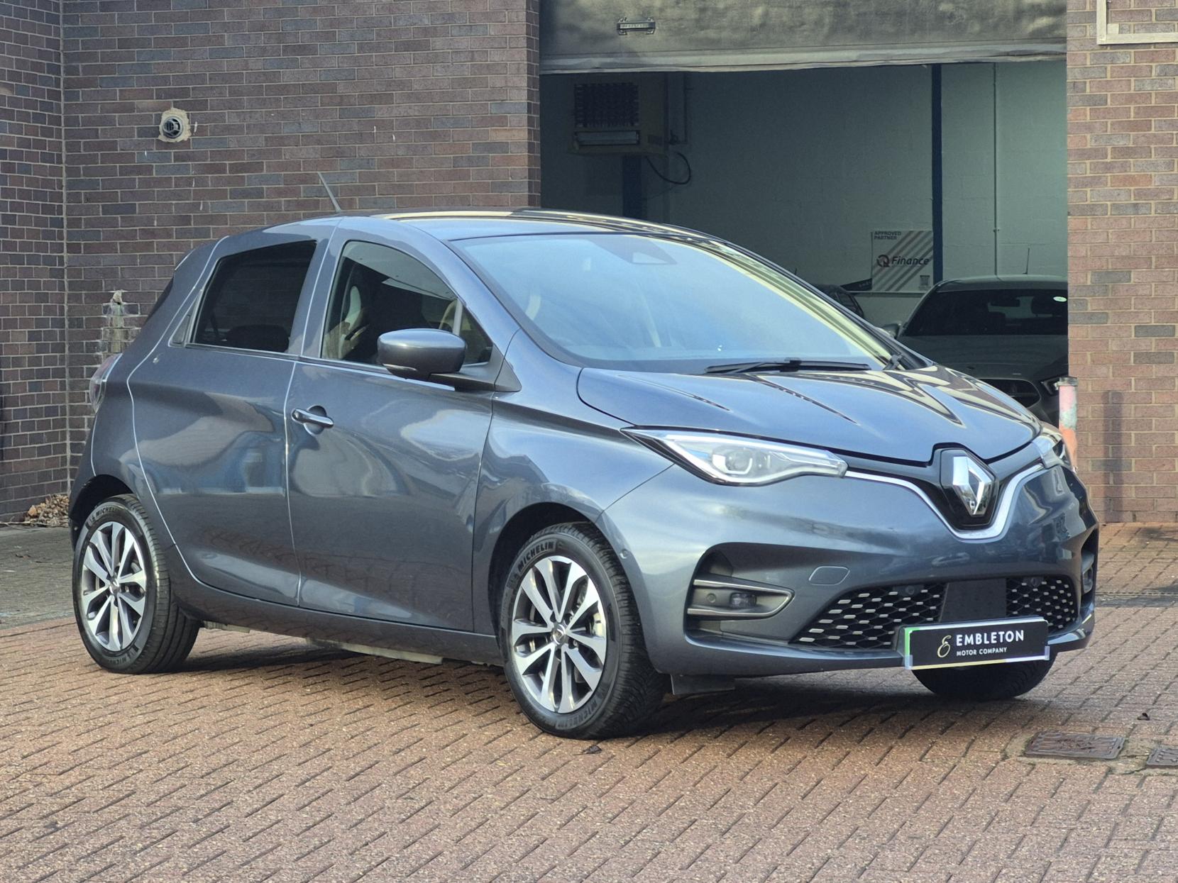 Renault Zoe R135 EV50 52kWh GT Line Hatchback 5dr Electric Auto (Rapid Charge) (134 bhp)