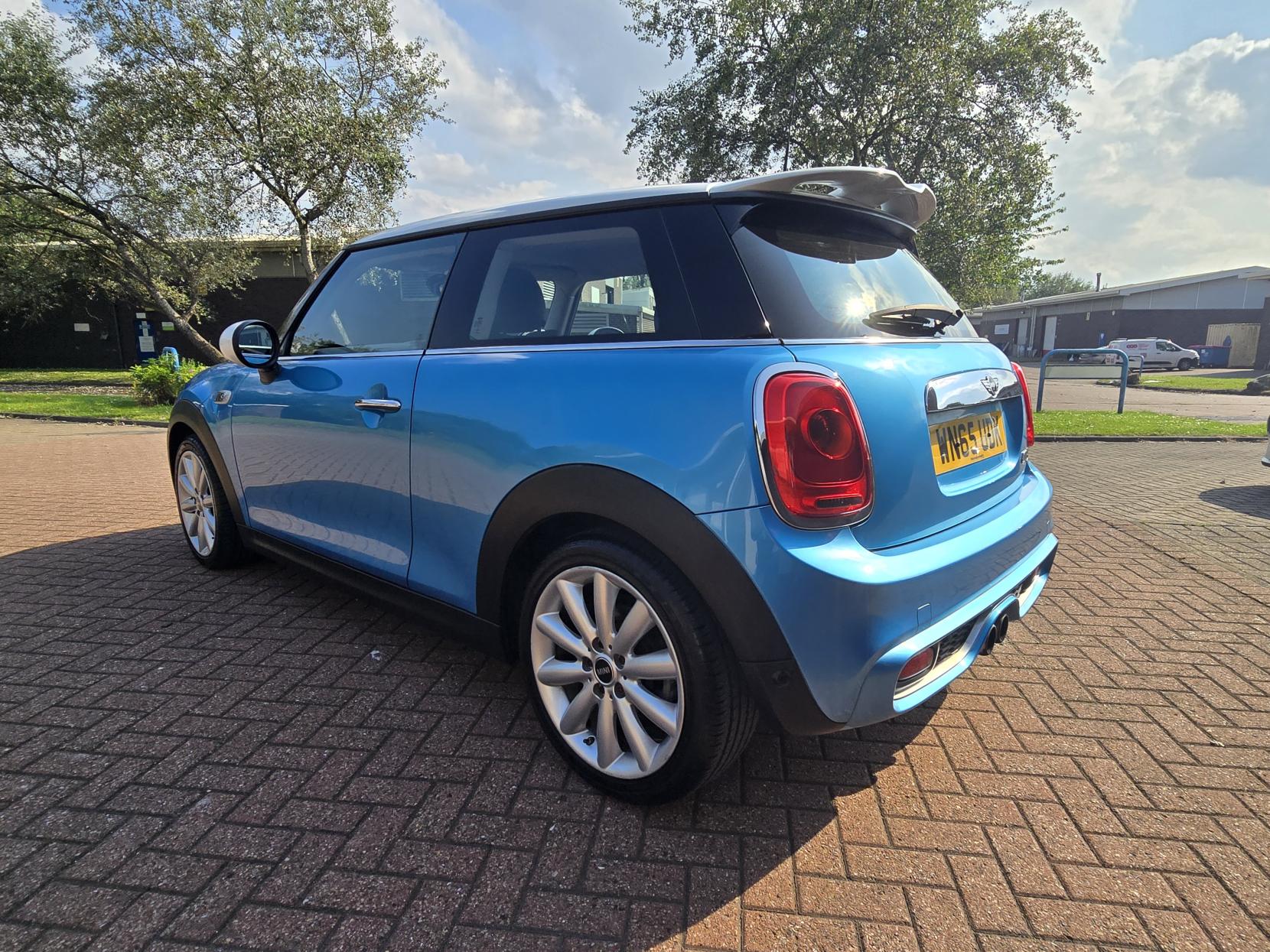 MINI Hatch 2.0 Cooper S Hatchback 3dr Petrol Manual Euro 6 (s/s) (192 ps)