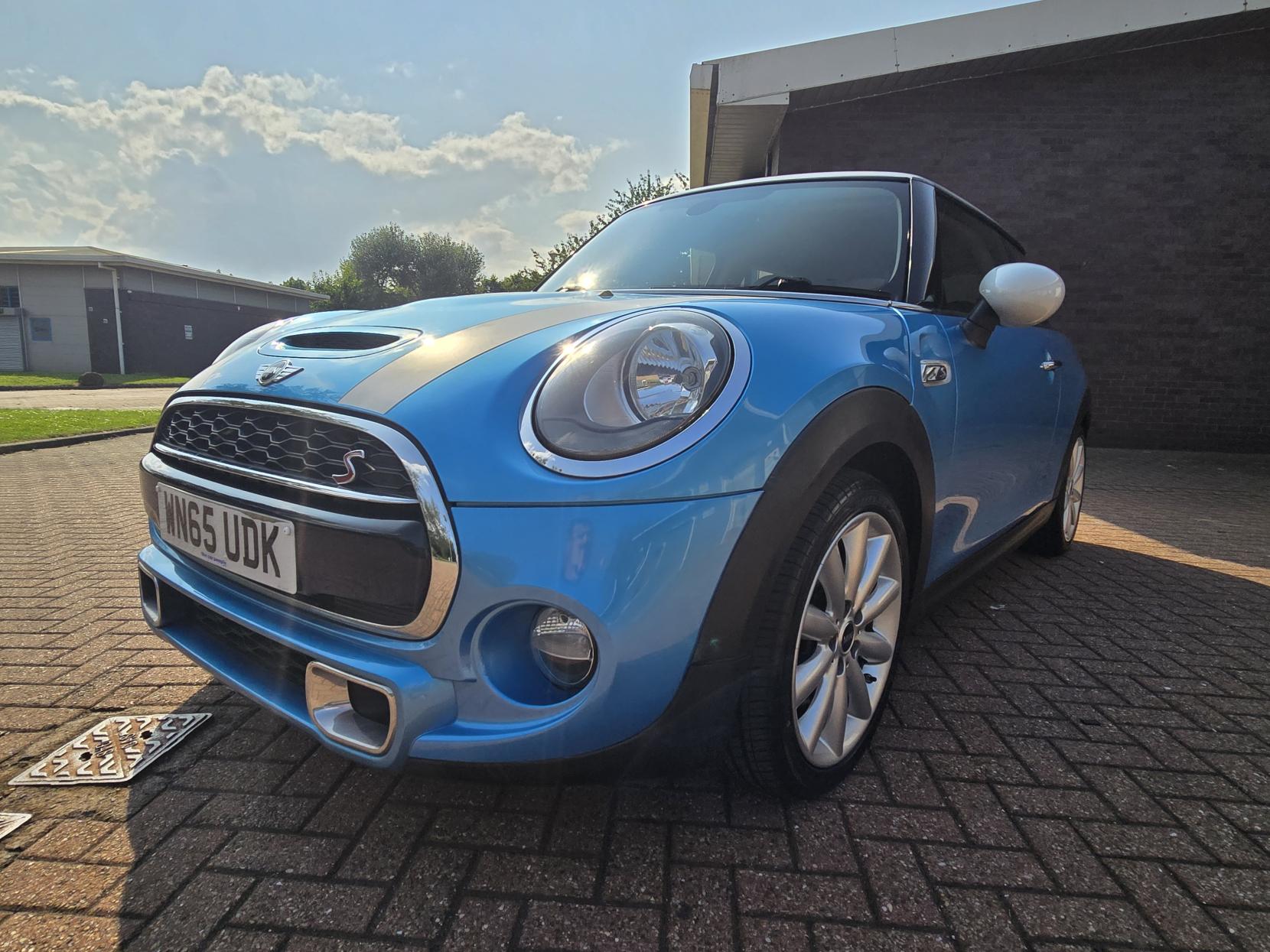 MINI Hatch 2.0 Cooper S Hatchback 3dr Petrol Manual Euro 6 (s/s) (192 ps)