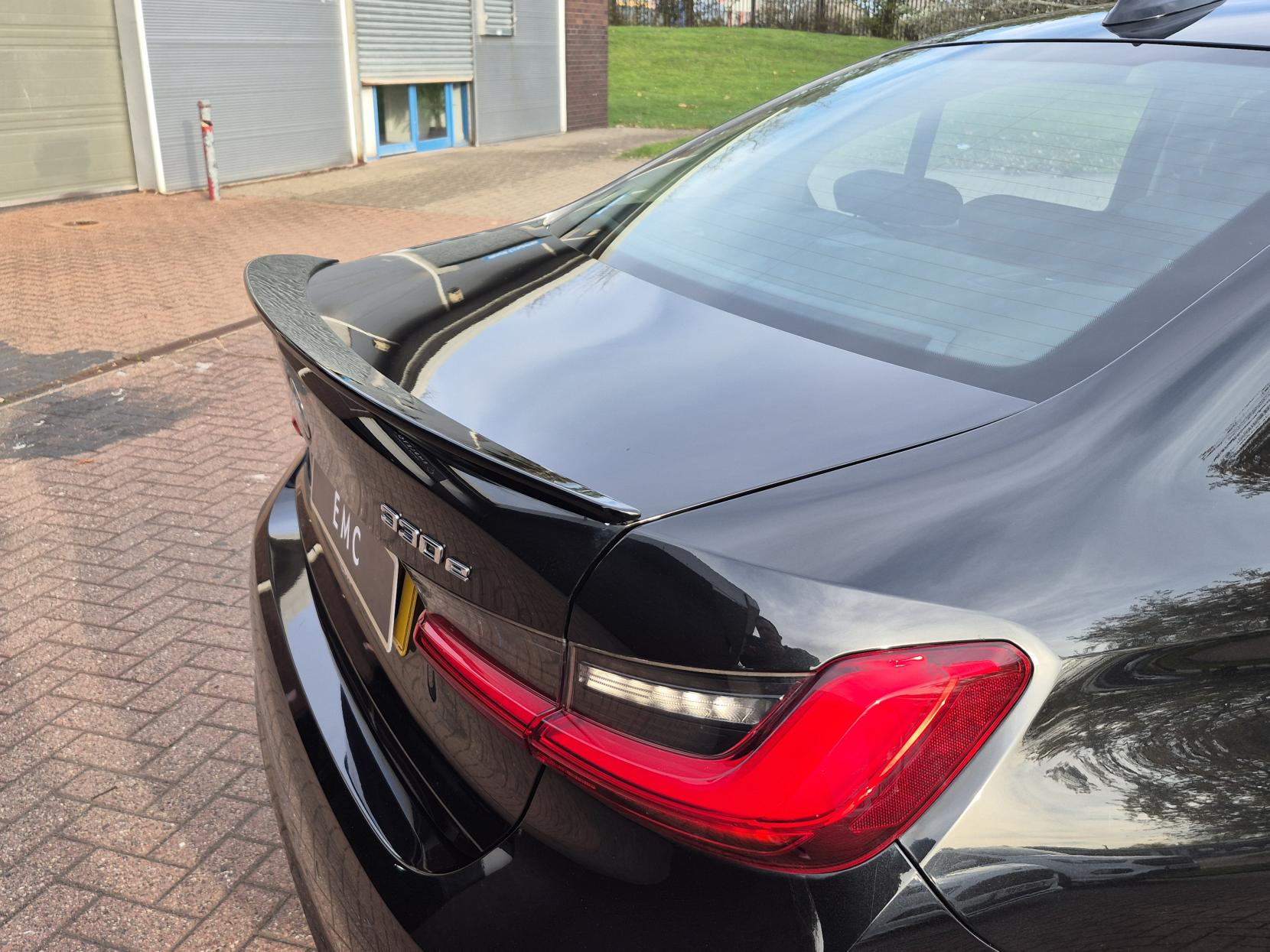 BMW 3 Series 2.0 330e 12kWh SE Pro Saloon 4dr Petrol Plug-in Hybrid Auto Euro 6 (s/s) (292 ps)