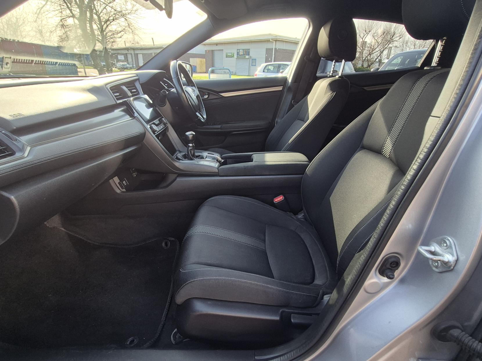 Honda Civic 1.0 VTEC Turbo SR Hatchback 5dr Petrol Manual Euro 6 (s/s) (126 ps)