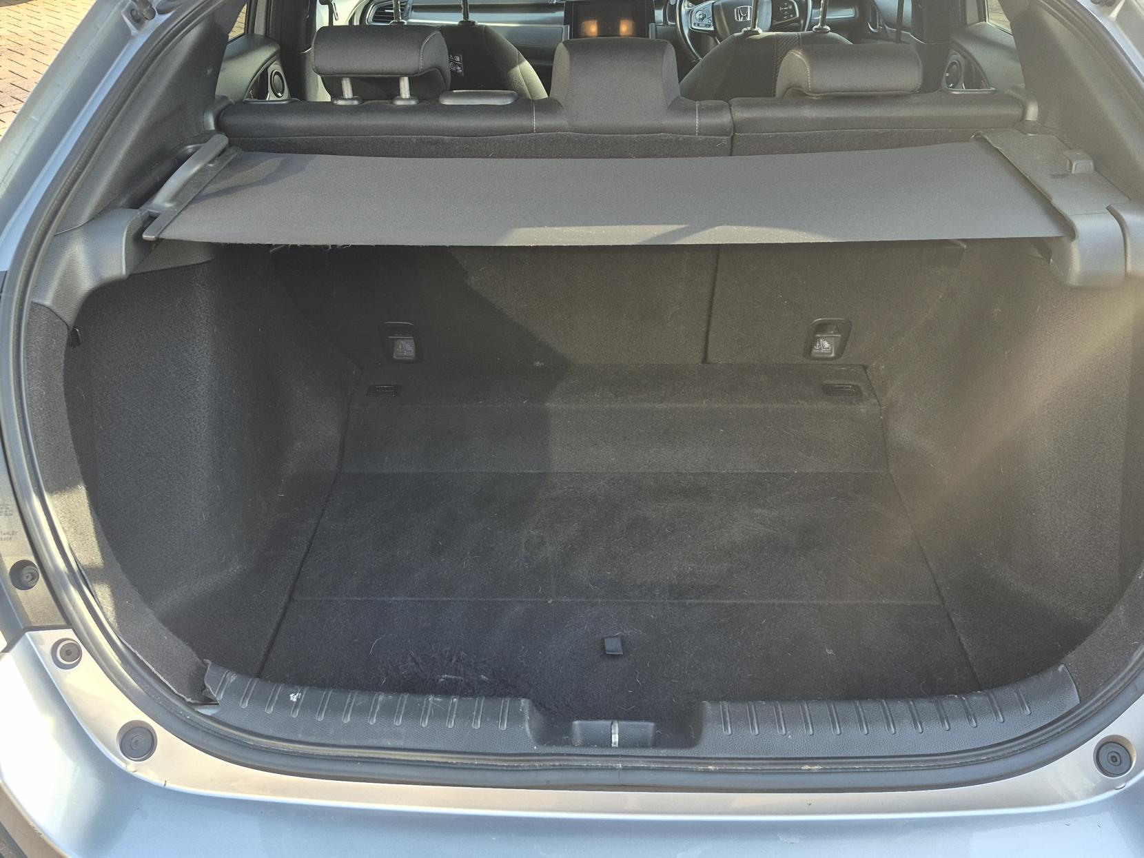 Honda Civic 1.0 VTEC Turbo SR Hatchback 5dr Petrol Manual Euro 6 (s/s) (126 ps)